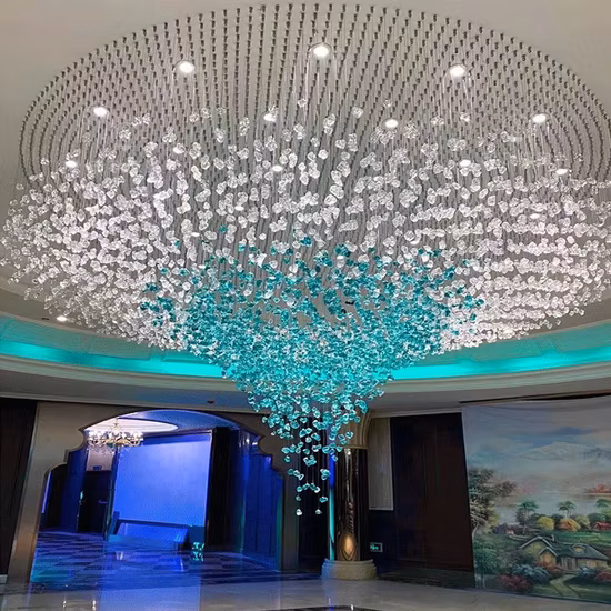 Lampadario personalizzato con lampada di ingegneria moderna in vetro decorativo in pietra leggera nella hall dell'hotel